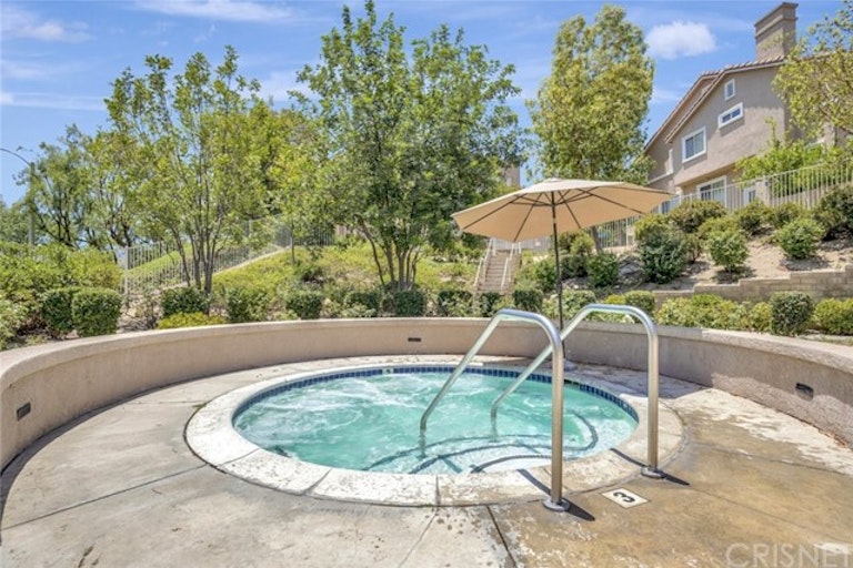 Photo 7 of 37 - 25773 Perlman Pl Unit F, Stevenson Ranch, CA 91381