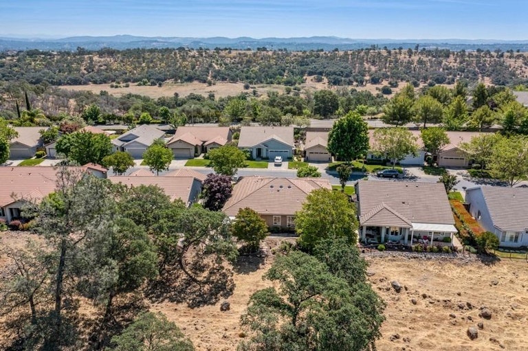 Photo 29 of 47 - 3970 Coldwater Dr, Rocklin, CA 95765
