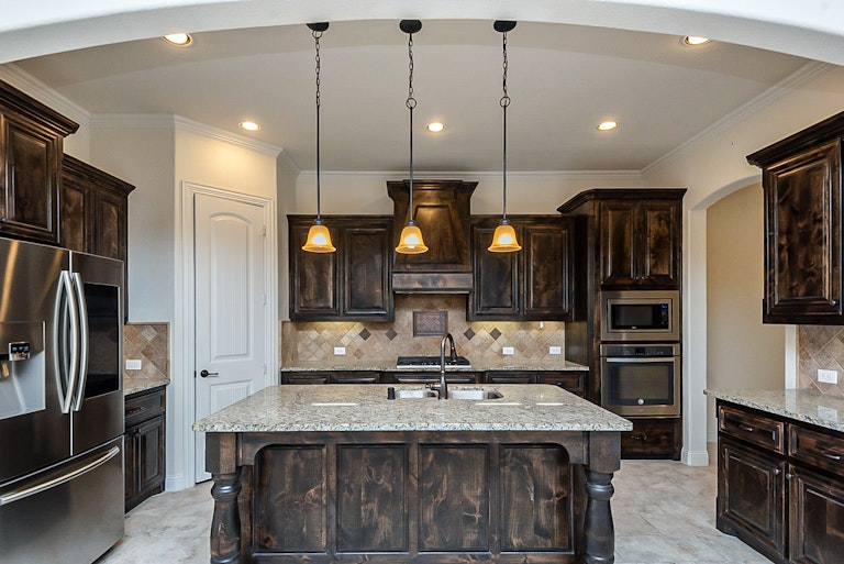 Photo 4 of 27 - 5220 Soren St, Irving, TX 75038
