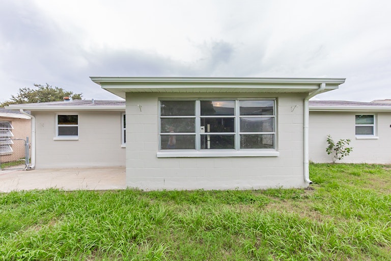 Photo 7 of 20 - 6207 7th Ave, New Port Richey, FL 34653