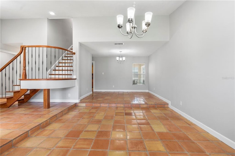 Photo 7 of 50 - 15701 Pinto Pl, Tampa, FL 33624