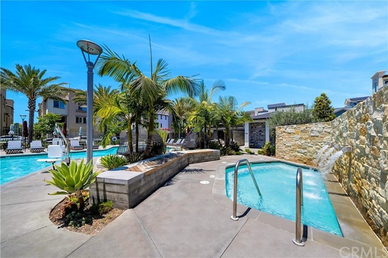 Photo 43 of 48 - 565 S Motif St, Anaheim, CA 92805