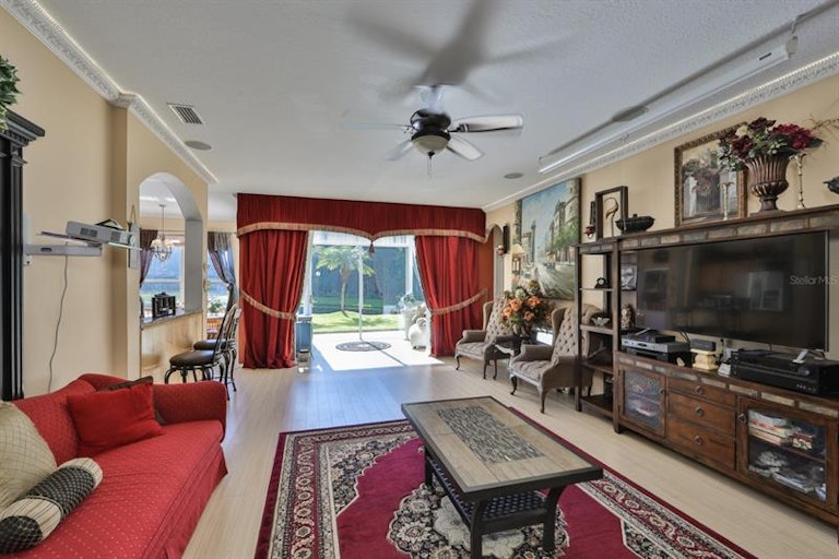Photo 17 of 52 - 2930 Downan Point Dr, Land O Lakes, FL 34638