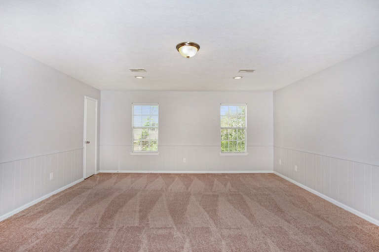 Photo 15 of 17 - 5530 Alamosa Ln, Spring, TX 77379