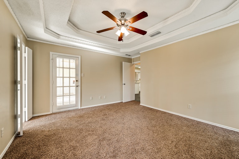 Photo 19 of 27 - 1528 Springtree Cir, Richardson, TX 75082