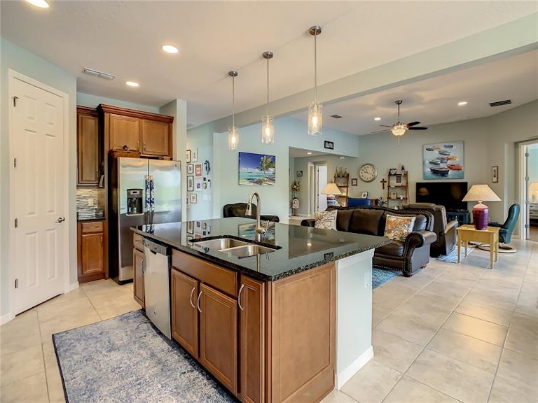 Photo 19 of 70 - 741 San Raphael St, Kissimmee, FL 34759