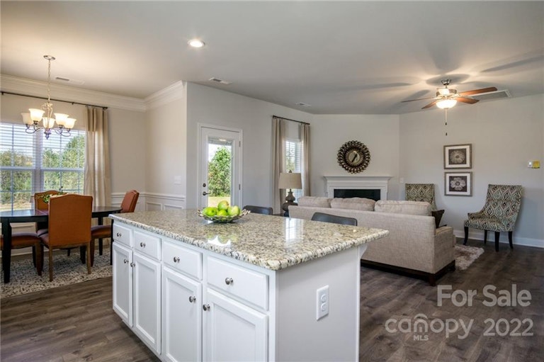 Photo 14 of 31 - 209 Wedge View Way #75, Statesville, NC 28677