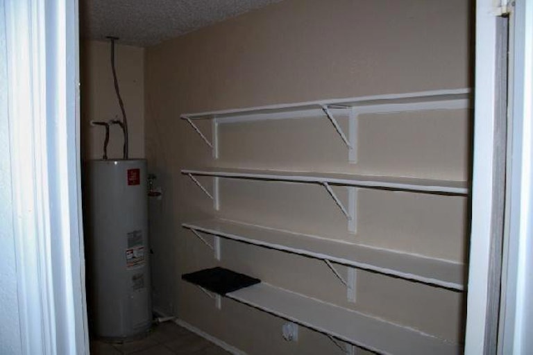 Photo 25 of 33 - 4220 Boxwood Dr, Balch Springs, TX 75180