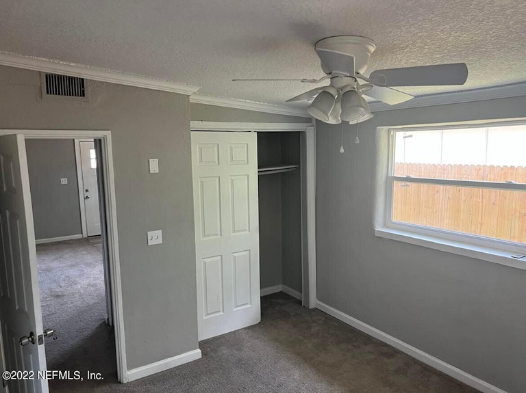 Photo 7 of 23 - 1904 Cortez Rd, Jacksonville, FL 32246