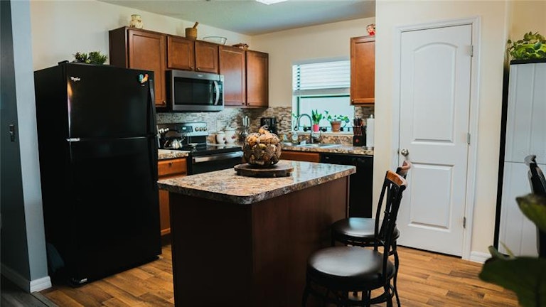 Photo 26 of 65 - 2491 Bracknell Forest Trl, Tavares, FL 32778