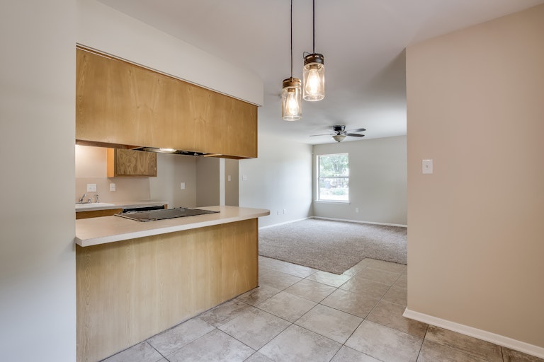 Photo 2 of 21 - 214 E 4th St, Anna, TX 75409