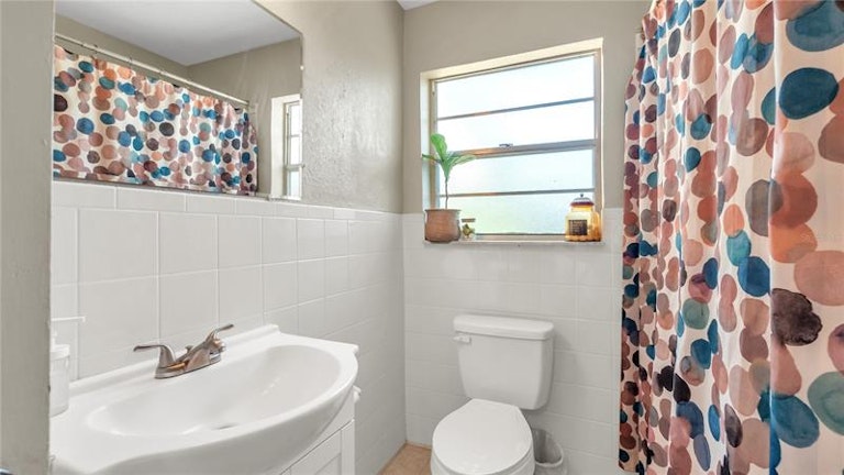 Photo 15 of 22 - 1030 E Walnut St, Lakeland, FL 33801