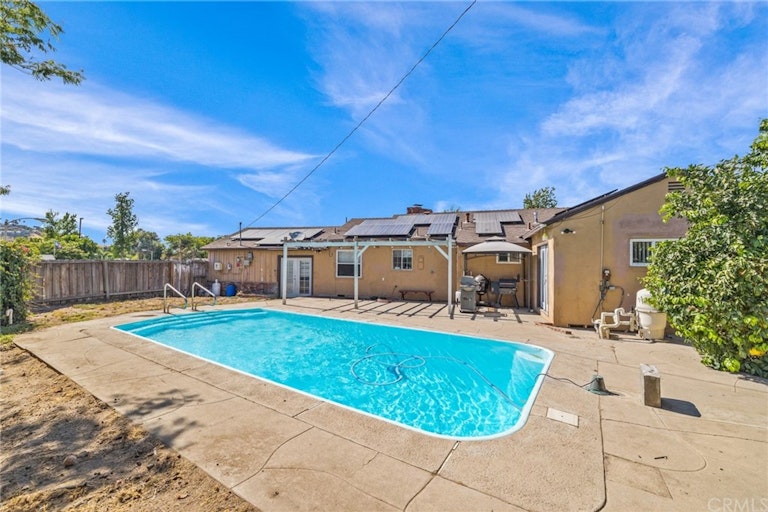 Photo 21 of 21 - 167 Palmyra Dr, San Bernardino, CA 92404