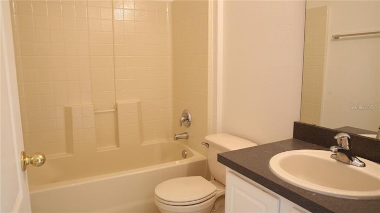 Photo 7 of 19 - 5841 Mariposa Cove Ln, Orlando, FL 32822