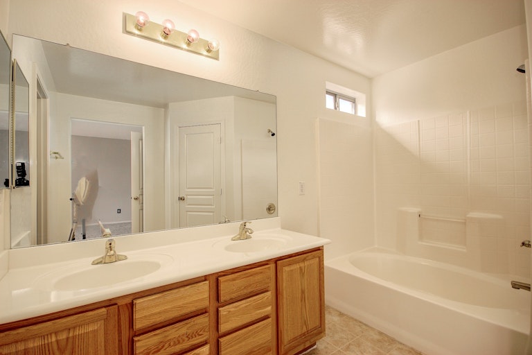 Photo 16 of 28 - 447 E Maddison St, San Tan Valley, AZ 85140