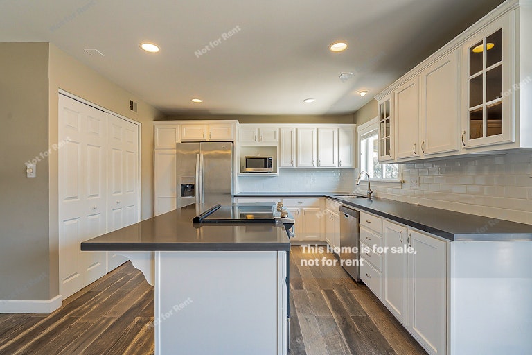 Photo 2 of 11 - 6019 N Granite Reef Rd, Scottsdale, AZ 85250