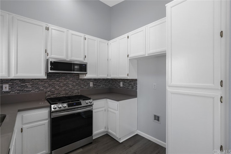 Photo 11 of 34 - 2091 Roanoke St, San Jacinto, CA 92582
