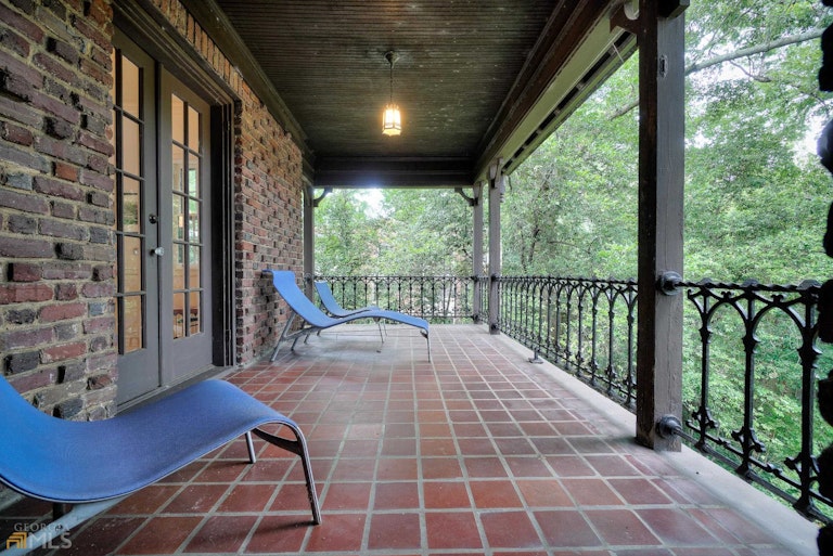 Photo 15 of 59 - 898 Briarcliff Rd NE, Atlanta, GA 30306