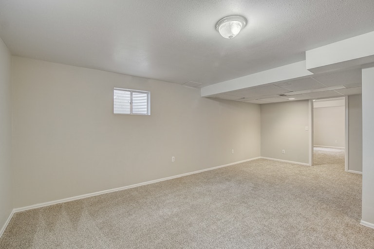 Photo 18 of 34 - 9491 W Hialeah Pl, Littleton, CO 80123