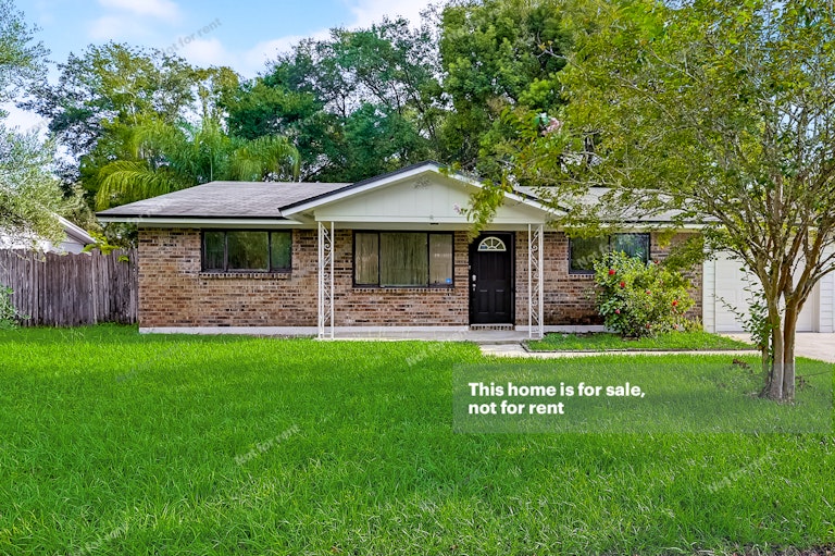 Photo 1 of 24 - 6937 Oriely Dr S, Jacksonville, FL 32210