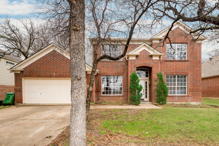 Photo 1 of 28 - 1921 Companion Way, Arlington, TX 76006