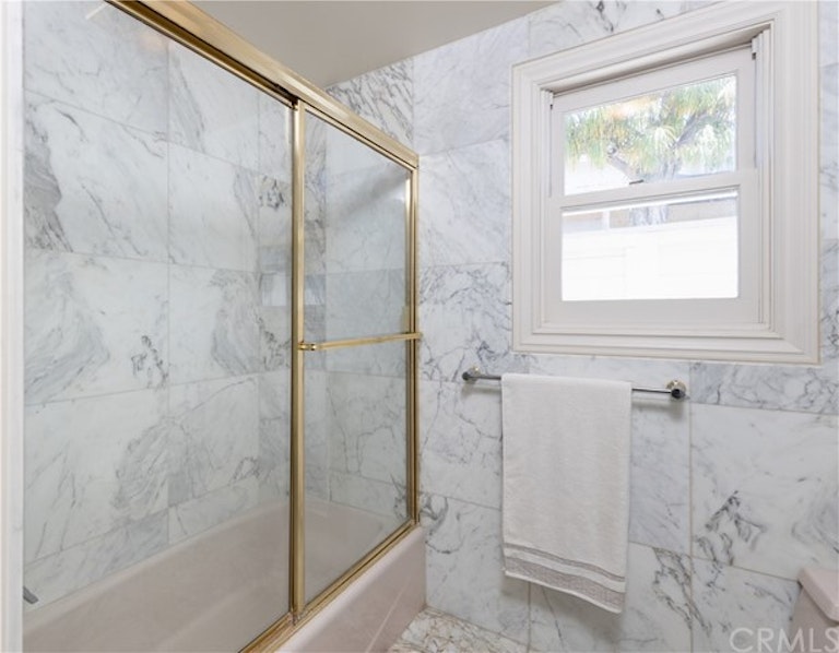 Photo 21 of 26 - 1945 Santiago Dr, Newport Beach, CA 92660