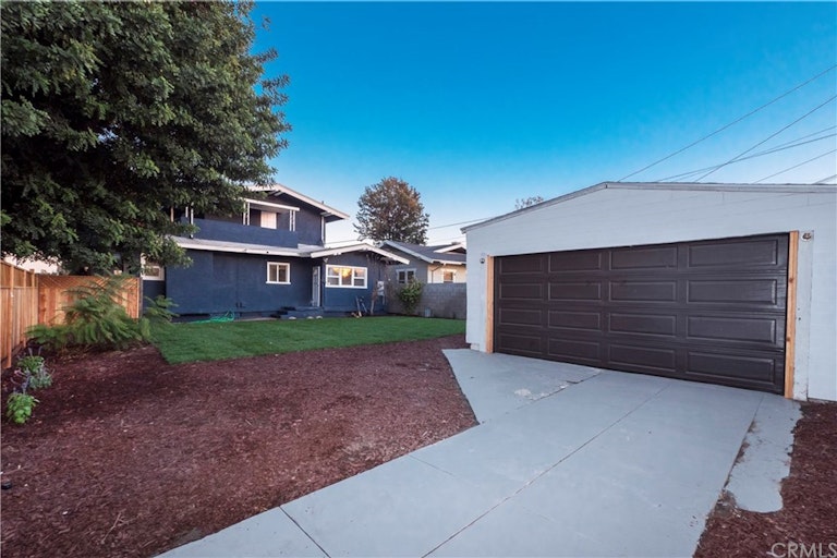 Photo 43 of 53 - 4601 S Budlong Ave, Los Angeles, CA 90037