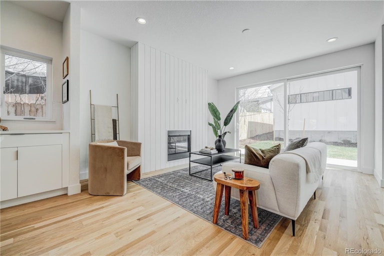 Photo 12 of 40 - 3422 S Grant St, Englewood, CO 80113