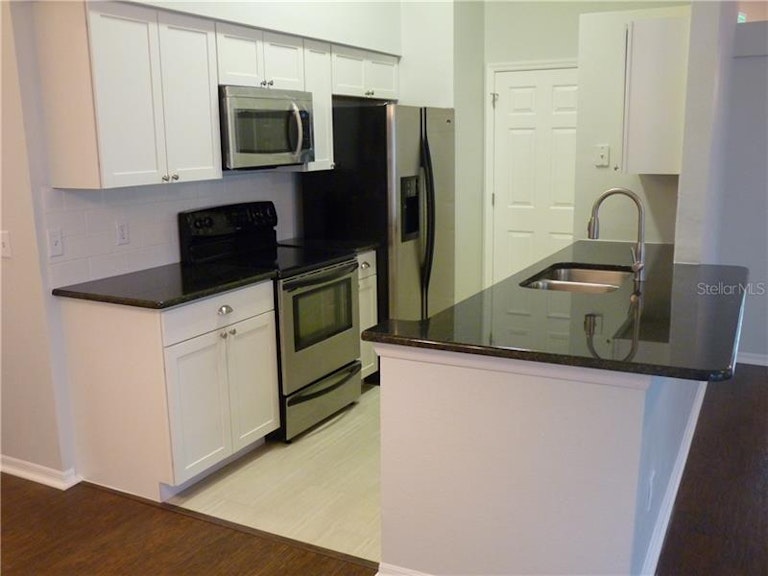 Photo 5 of 22 - 5109 Mystic Point Ct, Orlando, FL 32812