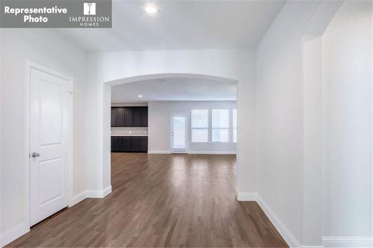 Photo 5 of 26 - 260 Clairmont Dr, Ponder, TX 76259