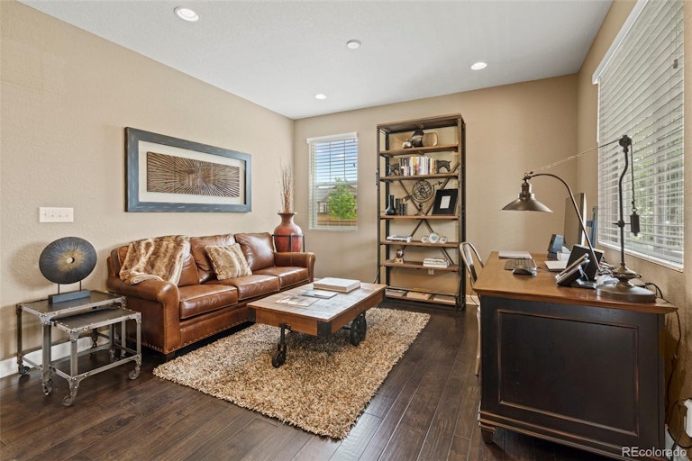 Photo 6 of 38 - 130 S Ider Way, Aurora, CO 80018