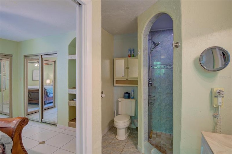 Photo 41 of 86 - 5326 Palos Verdes Dr, Sarasota, FL 34231