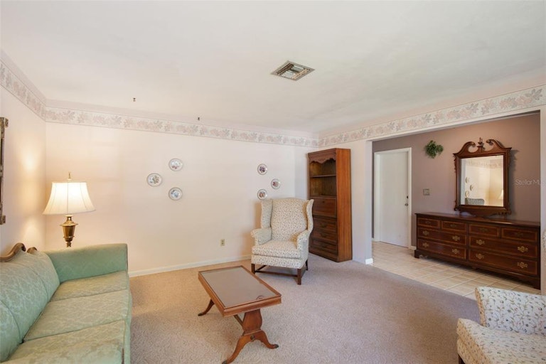 Photo 13 of 42 - 372 Westwinds Dr, Palm Harbor, FL 34683