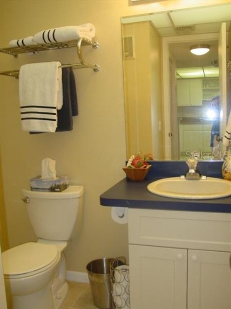 Photo 12 of 25 - 8711 Blind Pass Rd #206A, St Pete Beach, FL 33706