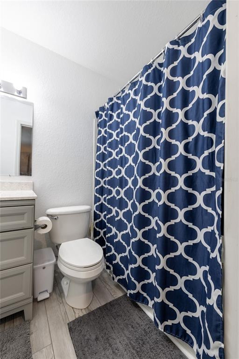 Photo 25 of 35 - 850 S Tamiami Trl #522, Sarasota, FL 34236
