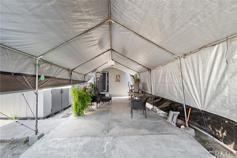Photo 24 of 30 - 1123 E 80th St, Los Angeles, CA 90001