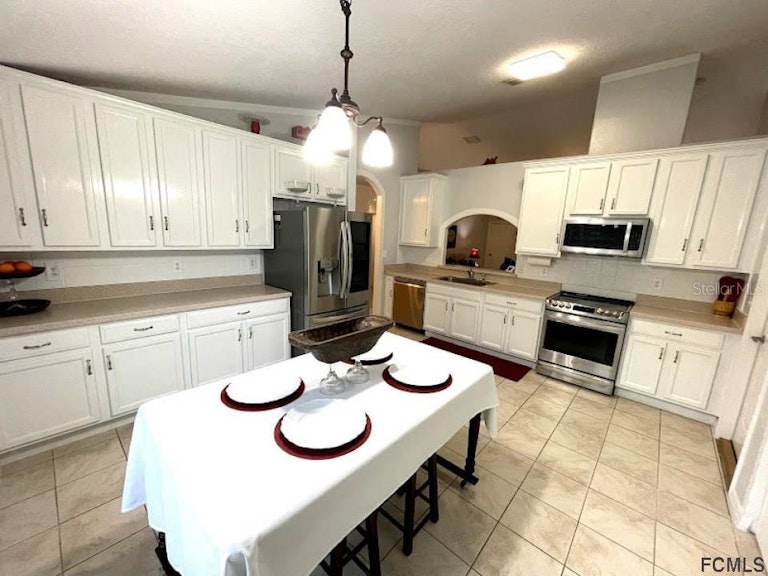 Photo 15 of 40 - 1 Pierce Ln, Palm Coast, FL 32164