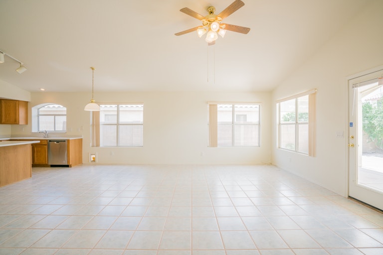Photo 9 of 24 - 9821 W Tonopah Dr, Peoria, AZ 85382