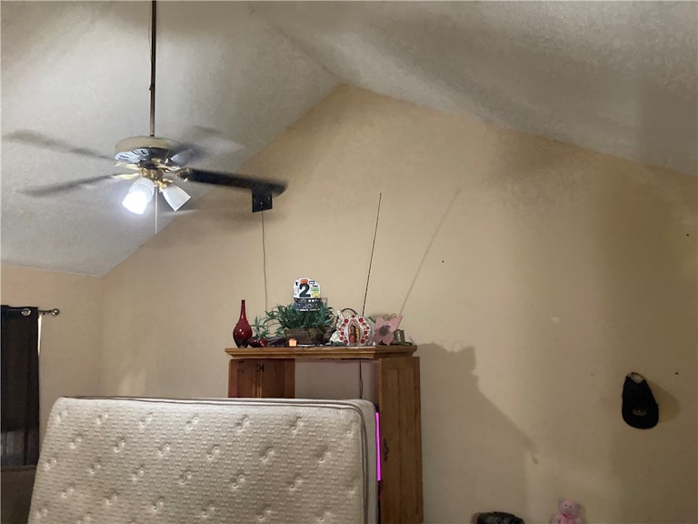 Photo 11 of 14 - 7001 Kildare Cv, Austin, TX 78724