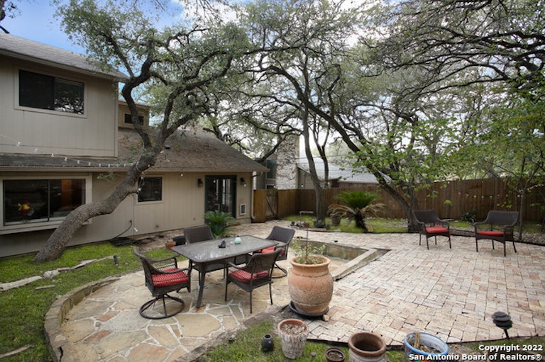 Photo 19 of 21 - 1911 Woodseer St, San Antonio, TX 78248
