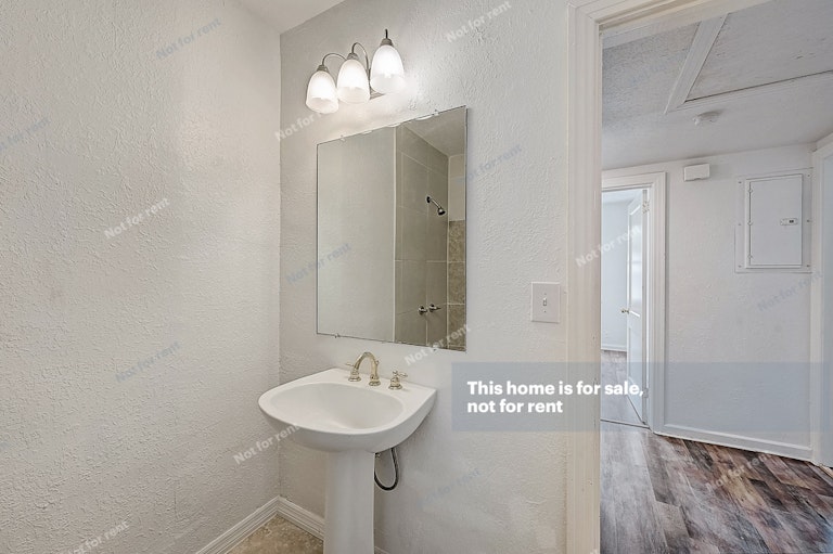 Photo 26 of 27 - 1718 McMillan St, Jacksonville, FL 32209