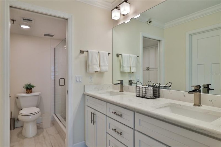 Photo 23 of 33 - 4139 S Atlantic Ave Unit B609, New Smyrna Beach, FL 32169