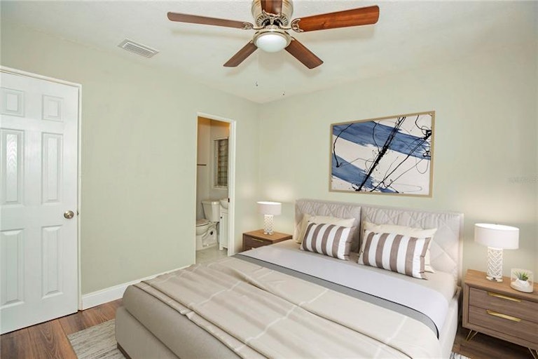 Photo 18 of 36 - 8301 Edie Way, Orlando, FL 32810