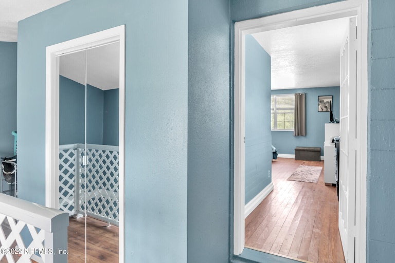 Photo 19 of 27 - 557 Laurina St, Jacksonville, FL 32216