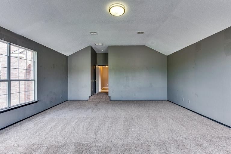 Photo 33 of 35 - 4904 Drexel Dr, Fort Worth, TX 76137
