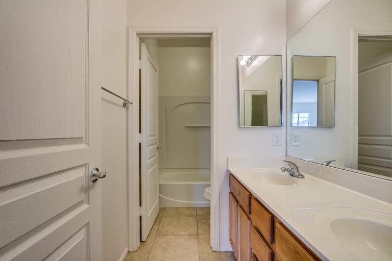 Photo 17 of 39 - 7234 W Alta Vista Rd, Laveen, AZ 85339