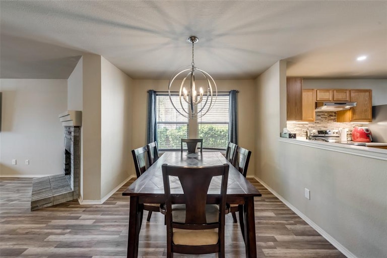 Photo 8 of 27 - 4816 Cedar Crest Dr, McKinney, TX 75070
