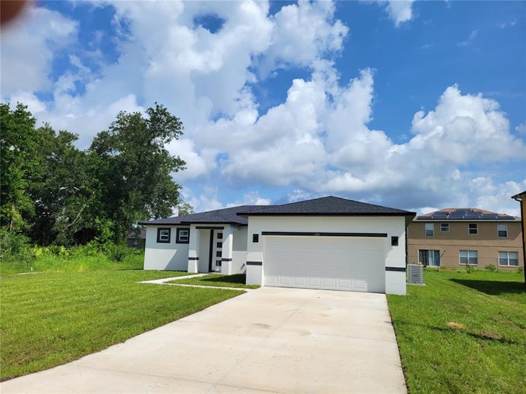 Photo 1 of 13 - 413 Magpie Ct, Kissimmee, FL 34759