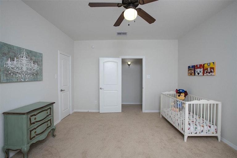Photo 37 of 48 - 6339 Windermere Park Ln, Sugar Land, TX 77479