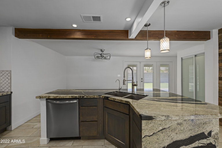 Photo 12 of 38 - 4401 E Montecito Ave, Phoenix, AZ 85018